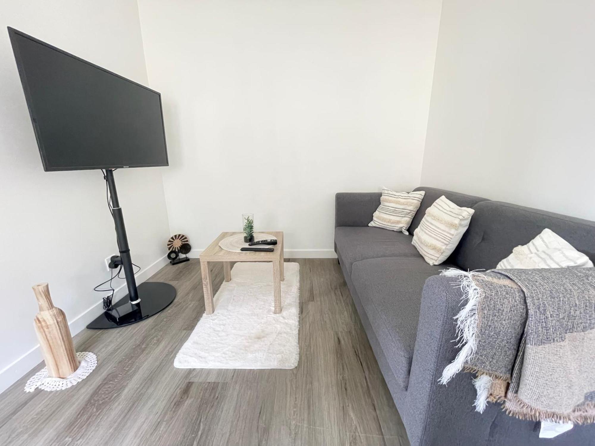 Les Chats Pitres Maison Au Calme Renovee Avec Jardin, Abri A Velo, Parking Gratuit, 5 Mn A Pied Du Centre Proche Des Plages Du Debarquement Hébergement de vacances *