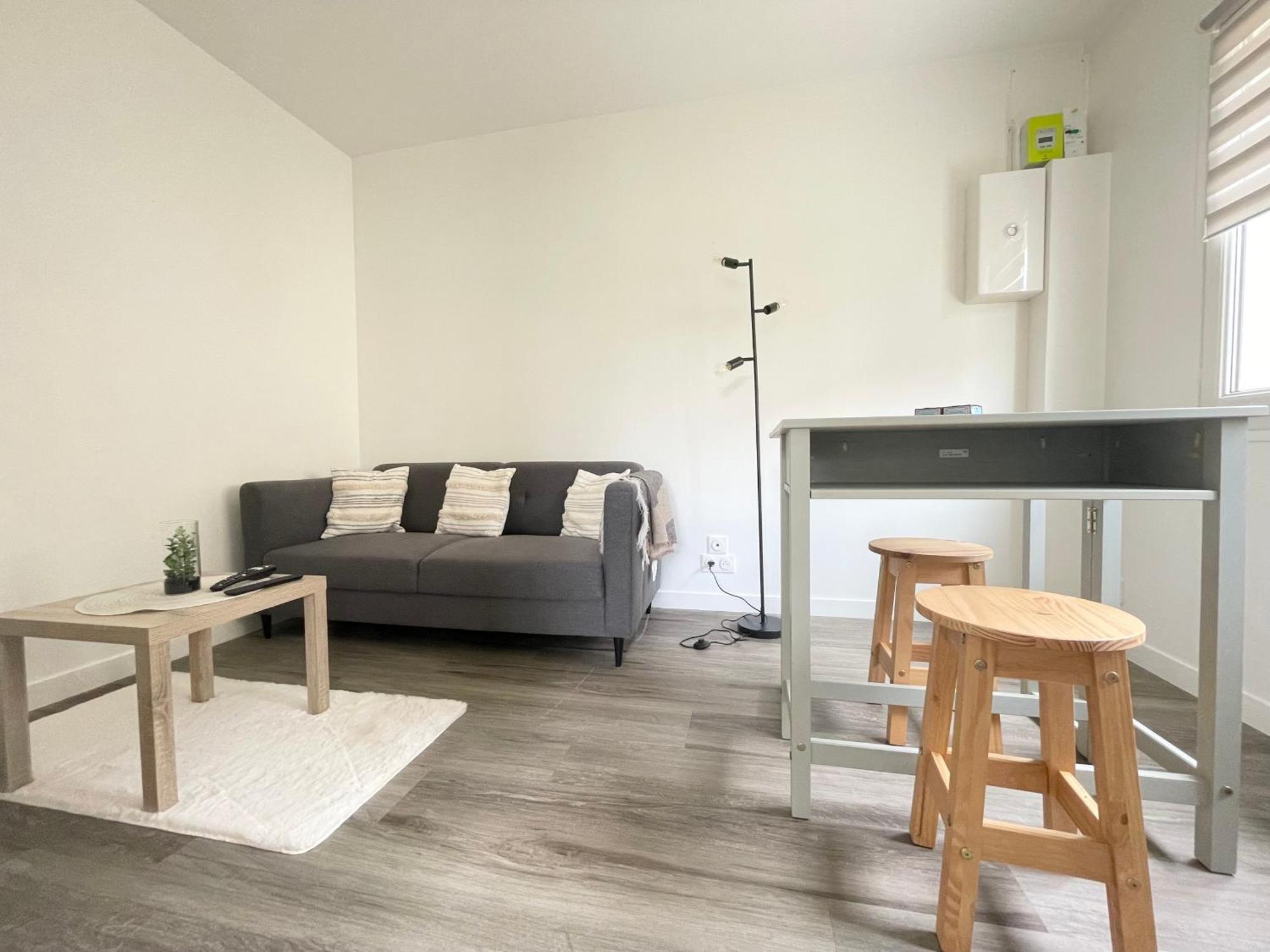 Les Chats Pitres Maison Au Calme Renovee Avec Jardin, Abri A Velo, Parking Gratuit, 5 Mn A Pied Du Centre Proche Des Plages Du Debarquement *